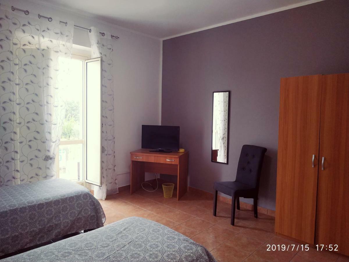 Santa E Maria Affittacamere Lamezia Terme Δωμάτιο φωτογραφία